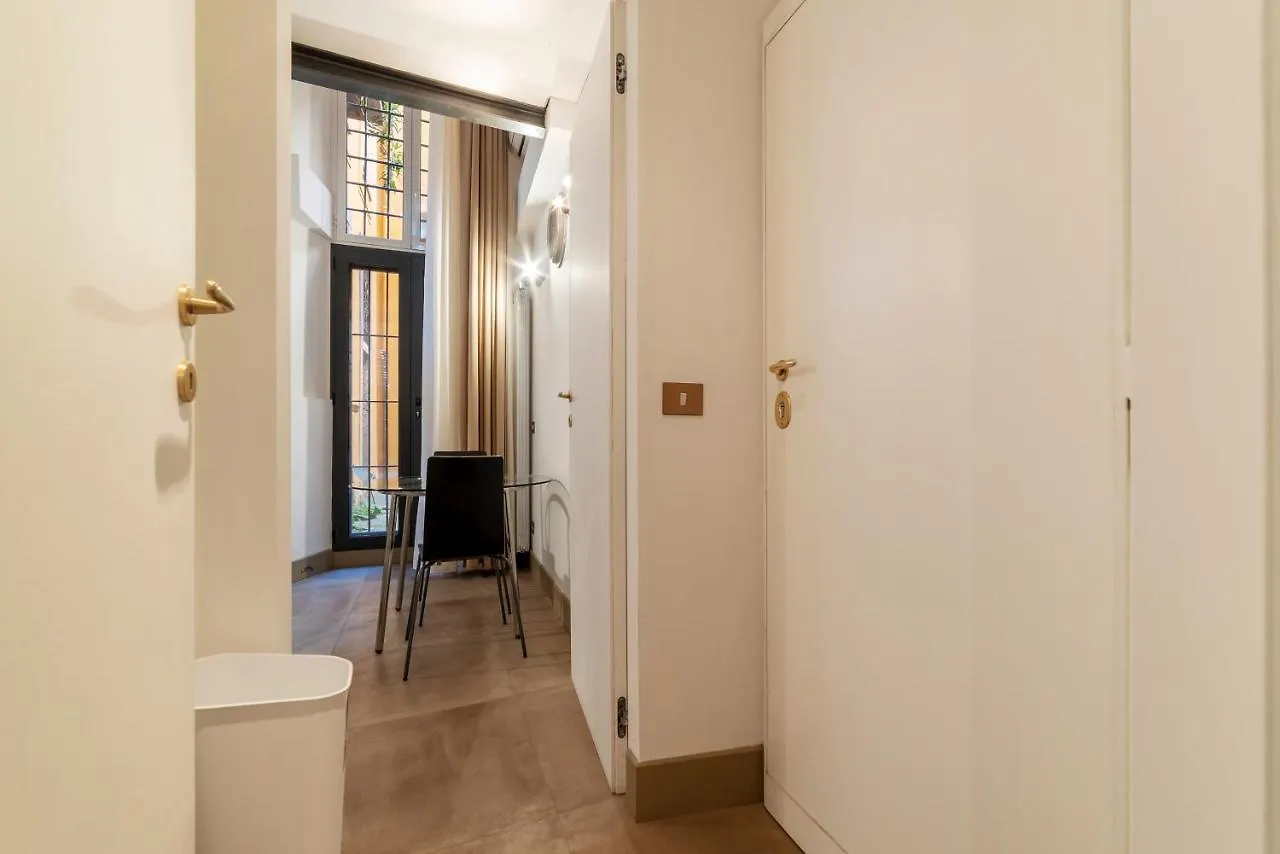 Apartment Roma Central Studio